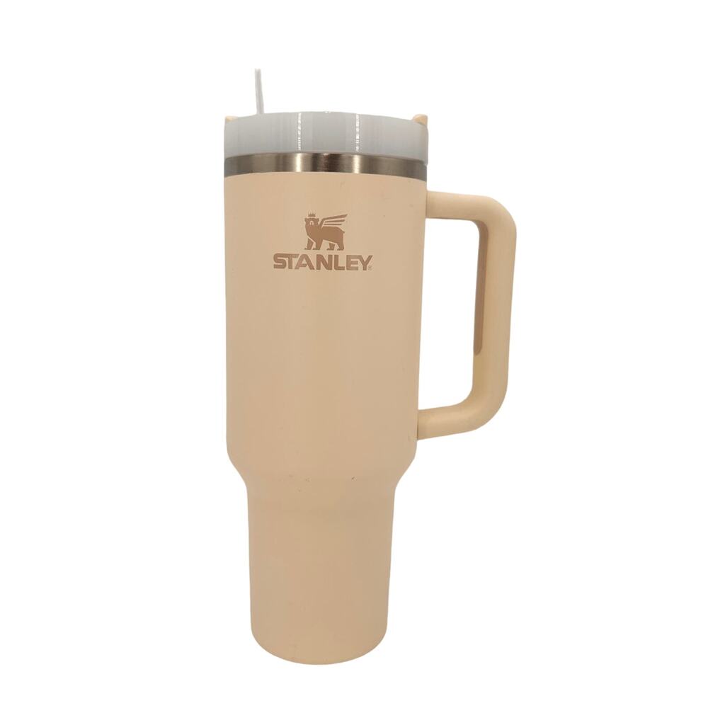 Stanley Cream The Quensher H2.0 The Flowstate 40 oz Tumbler NWOT